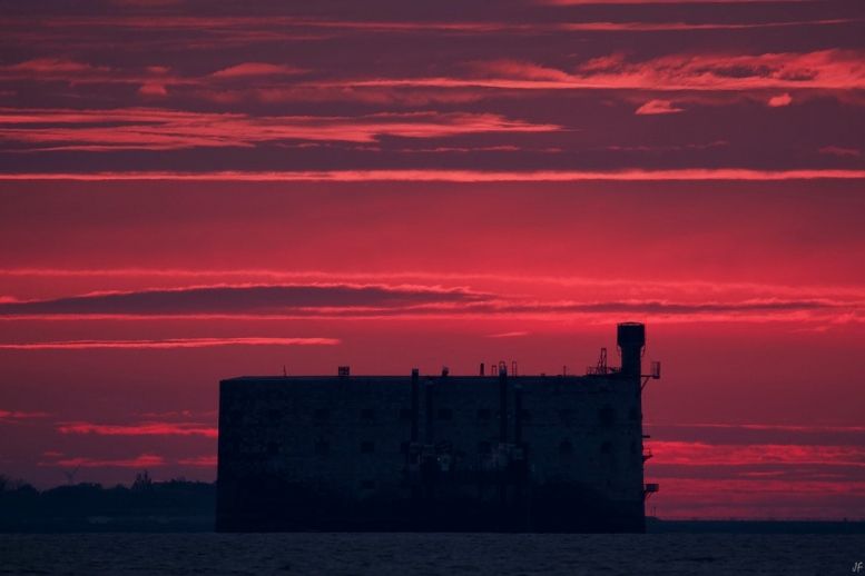 Levé du jour sur le fort