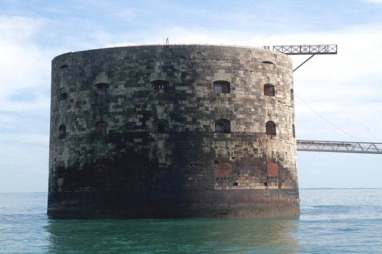La façade Nord du fort