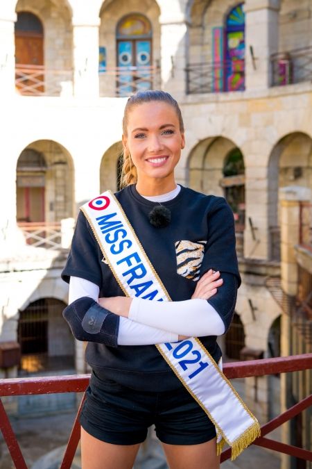 Amandine Petit