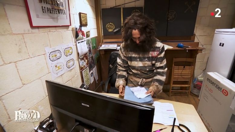 Le bureau (cellule 017)