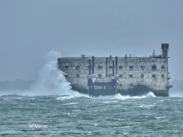 Tempête sur le fort le 8 avril