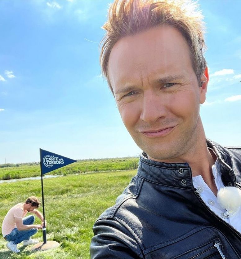 Cyril Féraud sur le tournage de la Carte aux Trésors