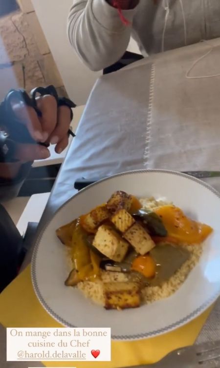 Pause repas pour Big Boo, Little Boo et Rouge