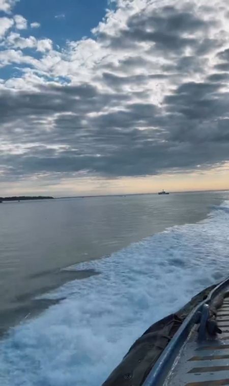 Dans le bateau