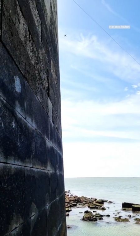 Le fort à marrée basse