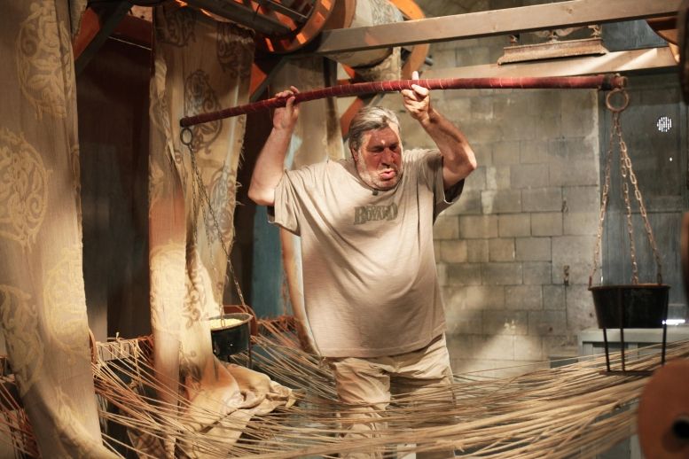 Jean-Pierre Castaldi dans l\'épreuve du Métier à tisser