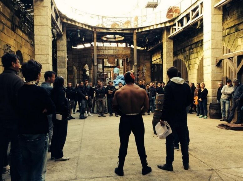 Une petite partie des 150 personnes qui travaillent dur pour vous proposer de belles émissions estivales #fortboyard