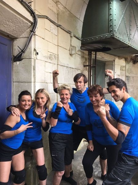 On y va! On y croit ! #FortBoyard À fond pour @lerefuge ! Roselyne Julie Priscilla Thierry Christophe