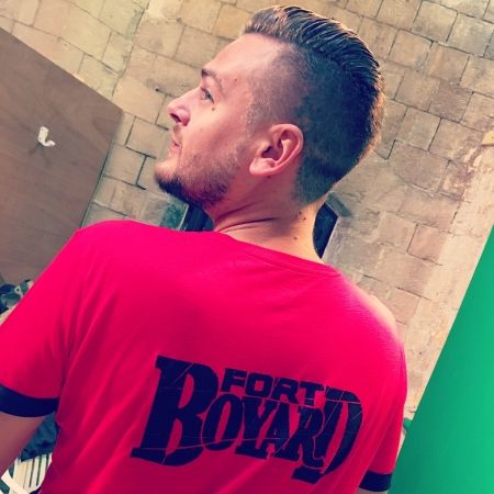 Encore un peu de patience les vermines avant de découvrir ma folle aventure dans #FortBoyard ! L'émission sera diffusée cet été