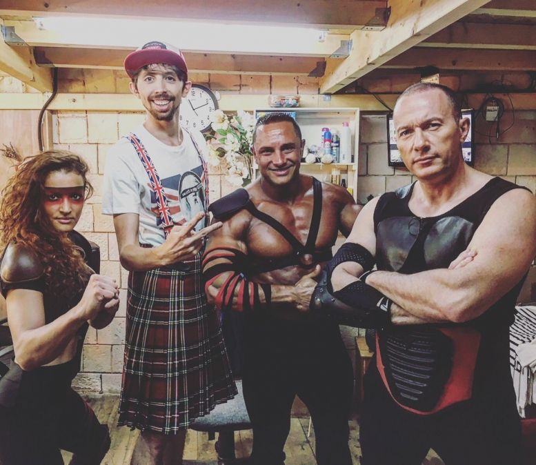 Demain c'est reparti pour 1 semaine de tournage