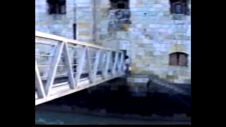 La passerelle de la plateforme extérieure en 1994