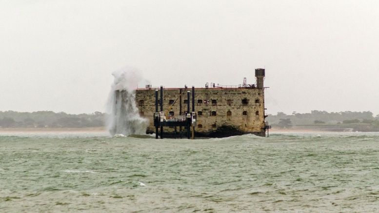 Le #fortboyard dans la matinée. cc @passemurailleof @olivierminne et toute l'équipe :)