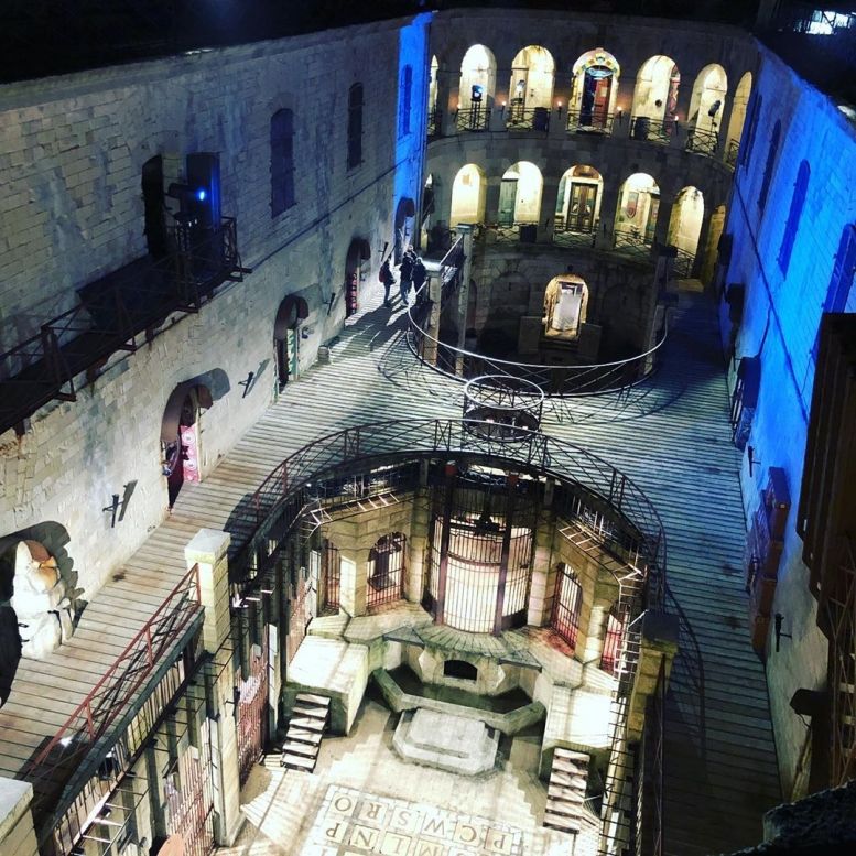 2h du matin sur #FortBoyard ... ça tourne toujours et c’est magique ????????????????