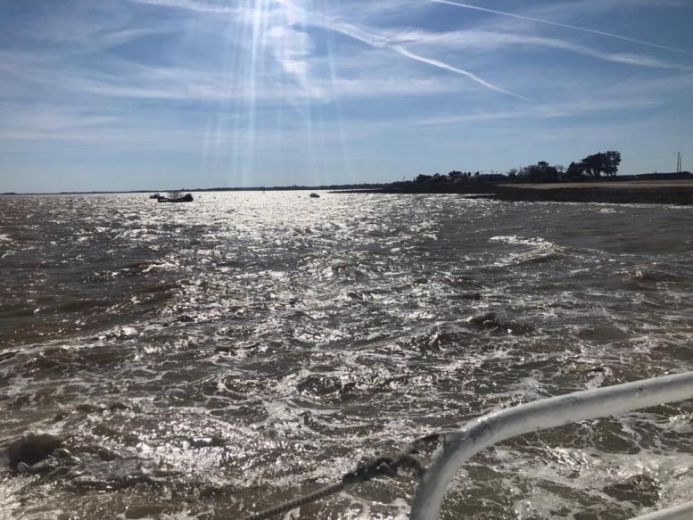 #Fort Boyard et la mer argentée ...et un peu agitée...Nice day????