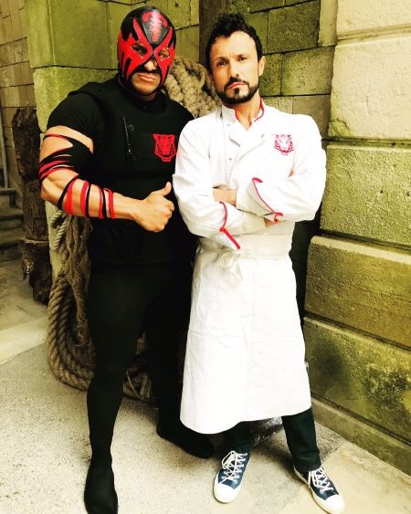 Cher @TiboInShape on t’attend de pied ferme ! Surtout lui ????????????????
#FortBoyard30Ans @L_Homme_Muscle