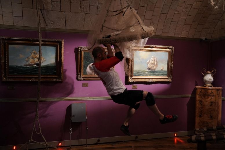 Moïse Santamaria dans la cellule du Museum