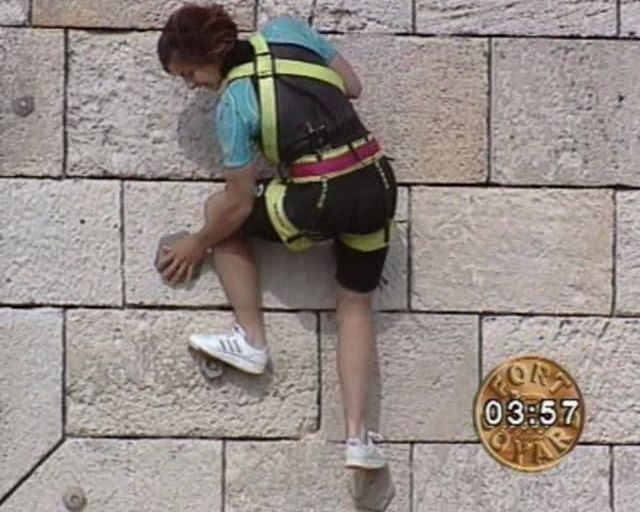 'Il reste 4 minutes, est-ce qu'elle continue ? Redescends !'