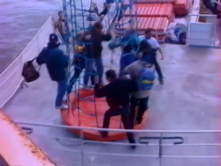 Un transbordement chaotique en 1996
