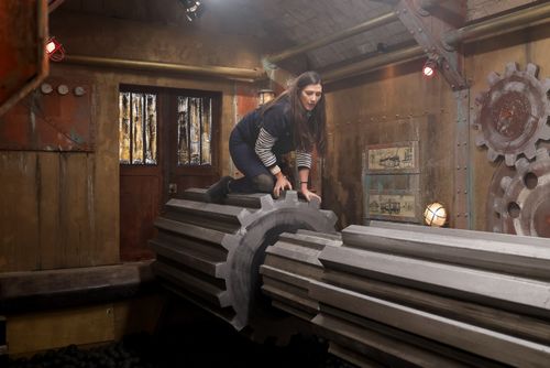 FORT BOYARD 2026
EQUIPE B - LES BONNES FEES
Cyril Feraud et Hinaupoko Deveze, Miss France 2026
FORT BOYARD 2026
Equipe B: Hinaupoko Deveze, Camille Cerf, Mahaut Drama, Philippe
Risoli, Baghera Jones, Laila El Amari
Genre :
DIVERTISSEMENT/JEU