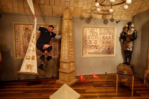 FORT BOYARD 2026
EQUIPE A - SPA + TOUT LE MONDE CONTRE LE
CANCER
FORT BOYARD 2026
Equipe A: Soso Maness
Genre :
DIVERTISSEMENT/JEU