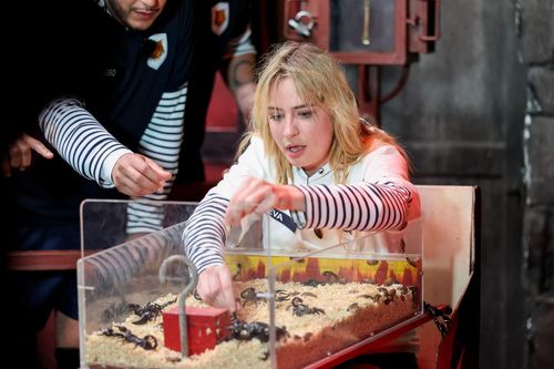 FORT BOYARD 2026
EQUIPE A - SPA + TOUT LE MONDE CONTRE LE
CANCER
FORT BOYARD 2026
Equipe A: Eva Garcia
Genre :
DIVERTISSEMENT/JEU
