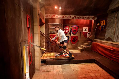 FORT BOYARD 2026
EQUIPE E - LES PTITS COEURS + HUNTINGTON
FRANCE
FORT BOYARD 2026
Equipe E: Theo Voyer
Genre :
DIVERTISSEMENT/JEU
Page 15
Imprimé par
Phraseanet