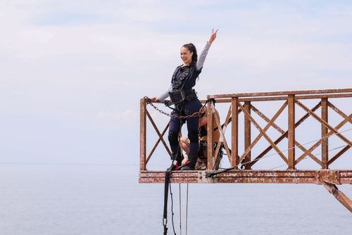 FORT BOYARD 2026
EQUIPE B - LES BONNES FEES
Cyril Feraud et Hinaupoko Deveze, Miss France 2026
FORT BOYARD 2026
Equipe B: Hinaupoko Deveze, Camille Cerf, Mahaut Drama, Philippe
Risoli, Baghera Jones, Laila El Amari
Genre :
DIVERTISSEMENT/JEU