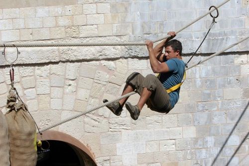 Amine dans le duel du Pont de Singe