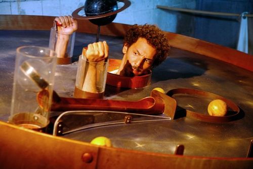 Tomer Sisley dans l'épreuve du Planétarium