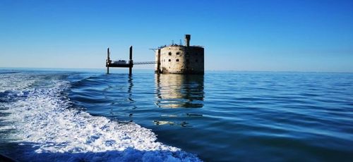 Fin de la première journée de préparation du fort