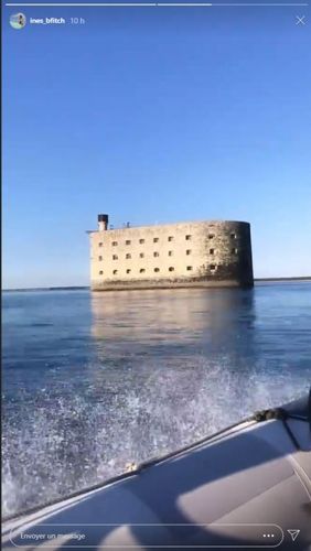Arrivée au fort en zodiaque