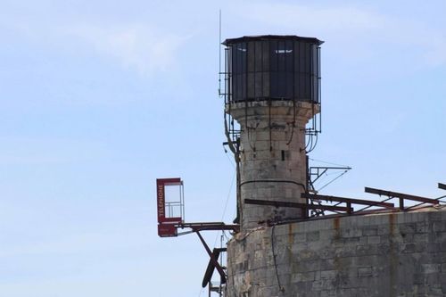 Nouvelle cabine téléphonique près de la vigie
