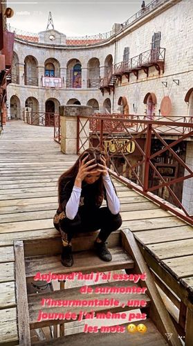 Nabilla sur le fort