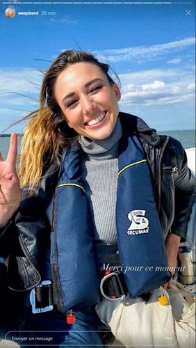 Delphine Wespiser, Cyril féraud et Henri Mondin (directeur de production) s'offrent une virée en mer