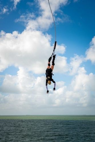 Elodie Gossuin dans l'aventure du Saut de l'Ange