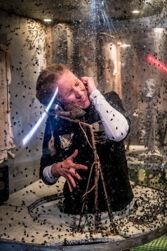 Agathe Lecaron dans l'aventure de la Cabine Abandonnée