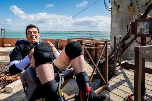 Taïg Khris dans l'épreuve de la Catapulte Infernale