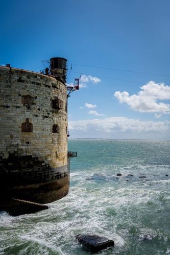 Vue générale du fort, et des installations en terrasse