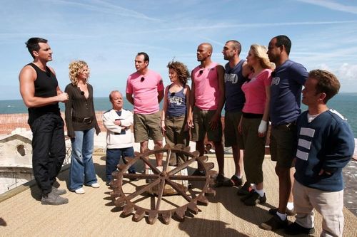 L'équipe n°1 de 2005 au petit matin sur la plateforme hélicoptère du fort