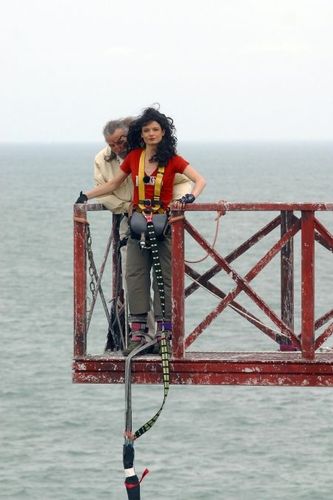Salomé Lelouch dans l'aventure du Saut de l'Ange