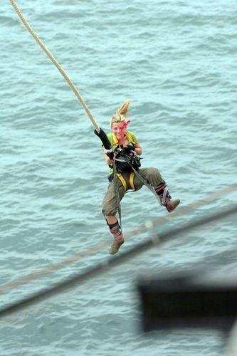 Elisabeth Bost dans l'aventure du Saut de l'Ange