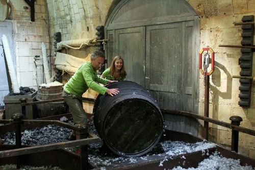 Elisabeth Bost et Nelson Monfort dans l'épreuve de la Barrique