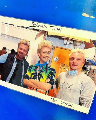 Une des photos présentes sur la porte de la loge de Cyril Feraud