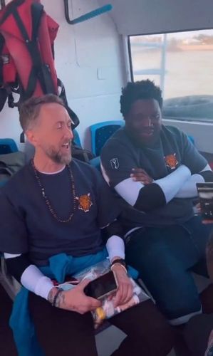 Les candidats dans le bateau