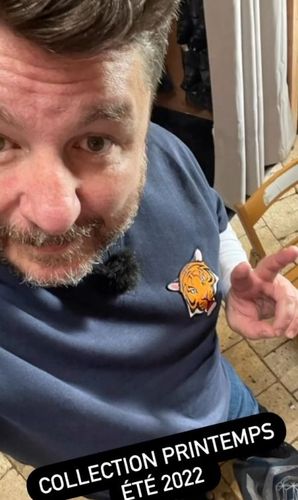 Bruno Guillon en tenue de candidats