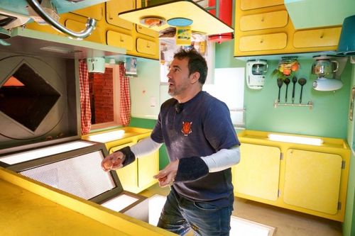 Alex Goude dans le Monde à l'Envers