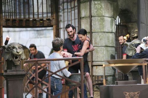 Matthieu Noel porte Alessandra Sublet pour transporter des boyards