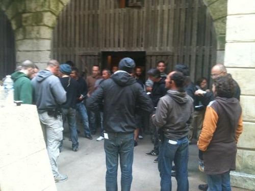 Répétions #FortBoyard. Brief réal avec les cadreurs avant filée artistique.