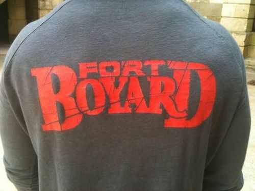 Les nouvelles tenues candidats #FortBoyard 2011!