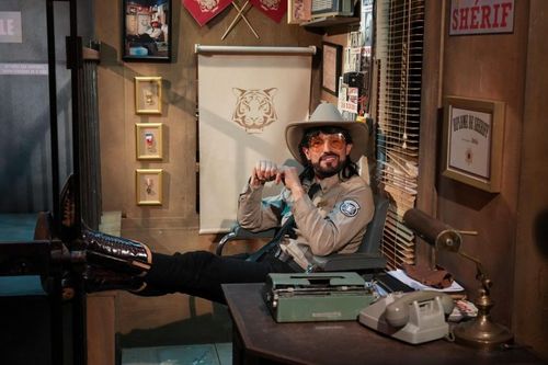 Le Sherif Willy dans son bureau